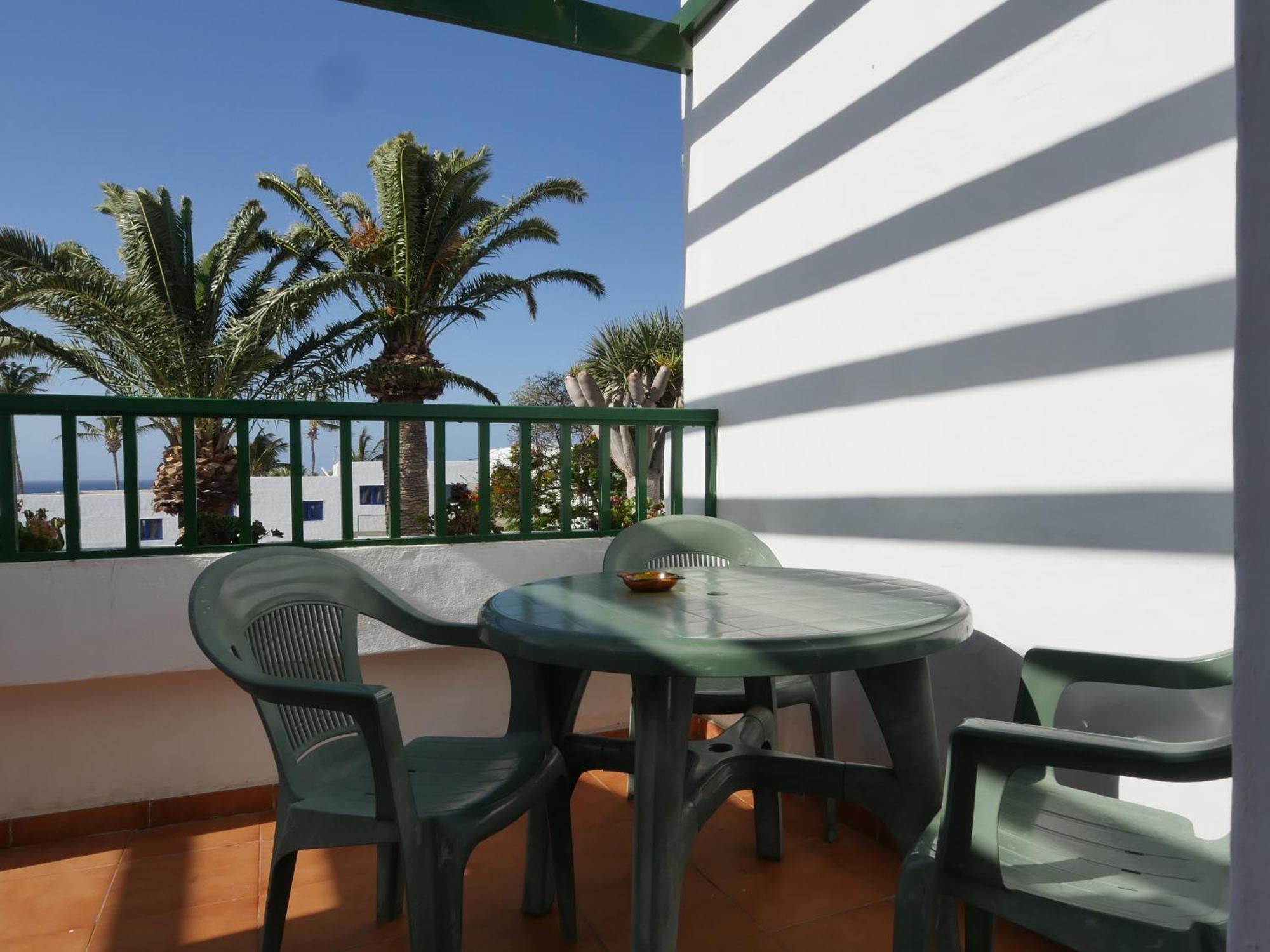 Apartamentos Tropicana Puerto del Carmen (Lanzarote) Exterior foto