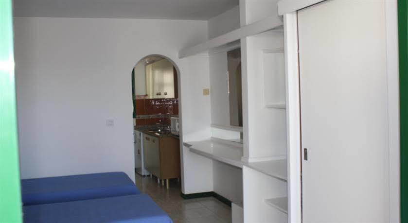 Apartamentos Tropicana Puerto del Carmen (Lanzarote) Exterior foto